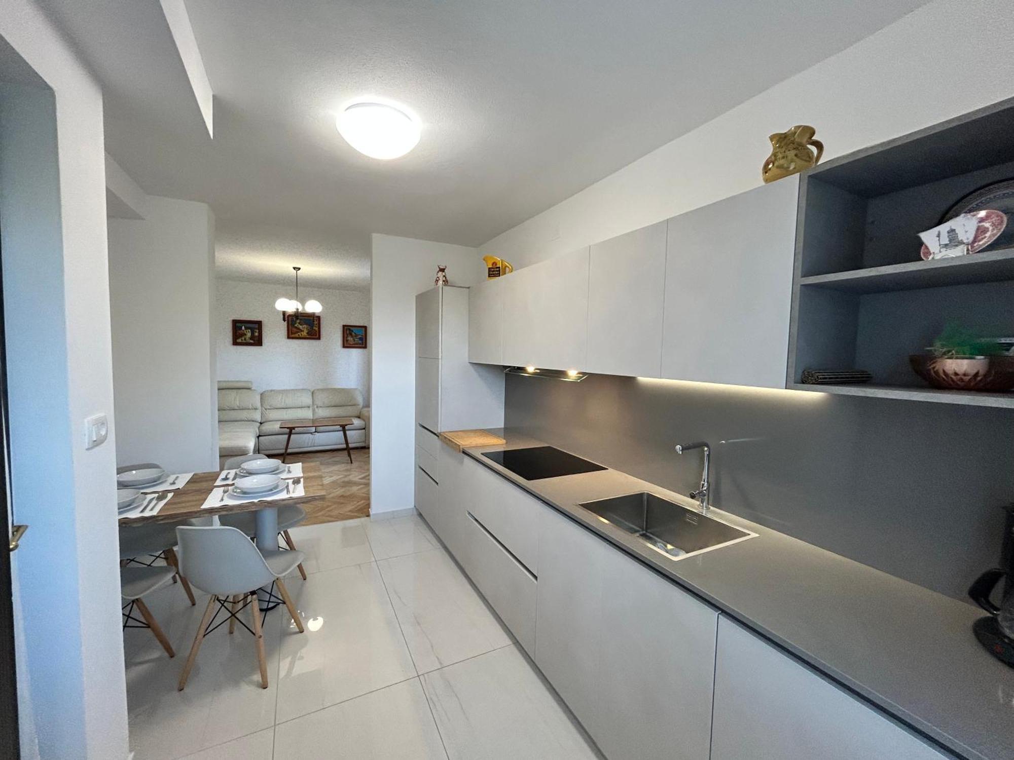 Apartman Mariolina Кърк Екстериор снимка