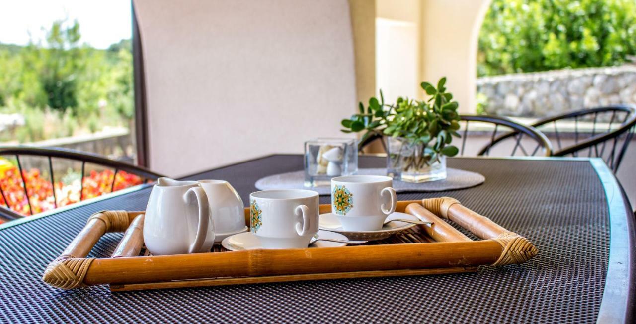 Apartman Mariolina Кърк Екстериор снимка